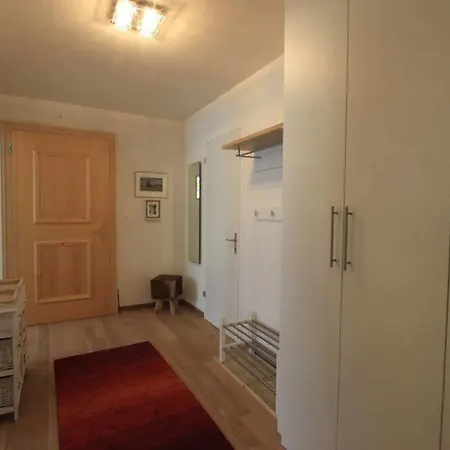 Hotel Skyline House 2*